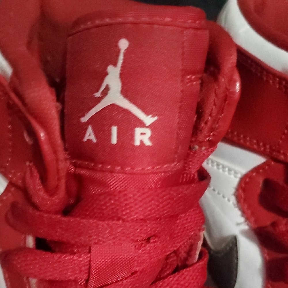 Jordan 1 - Picture 2 of 4